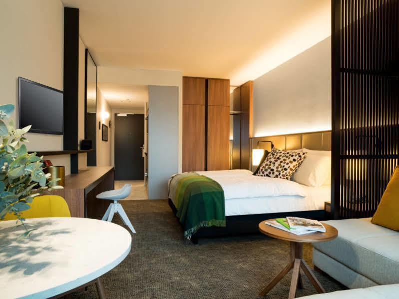 Adina Frankfurt Hotel 4*