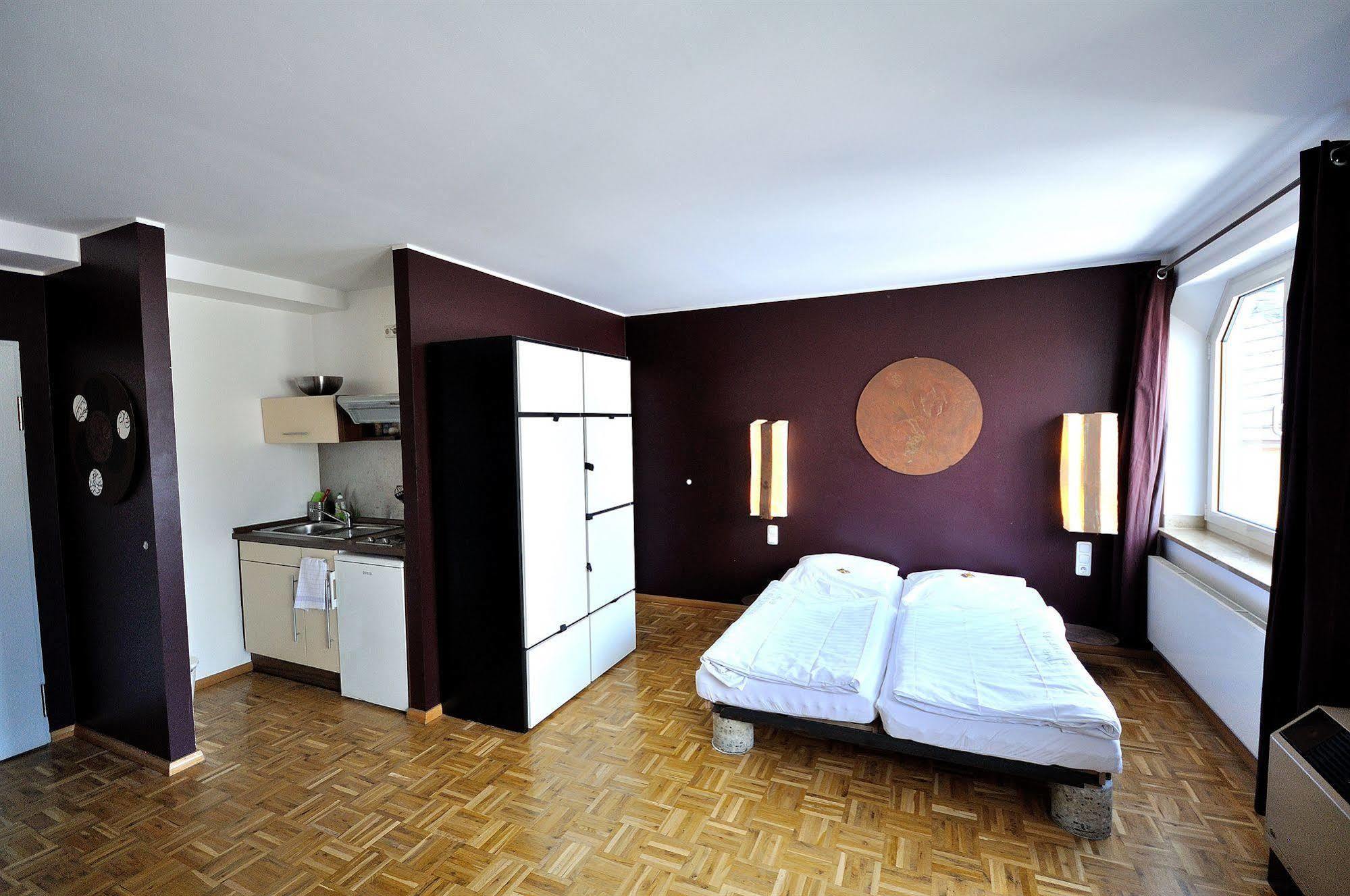 Hostal Five Elements And Capsules Frankfurt Fráncfort del Meno
