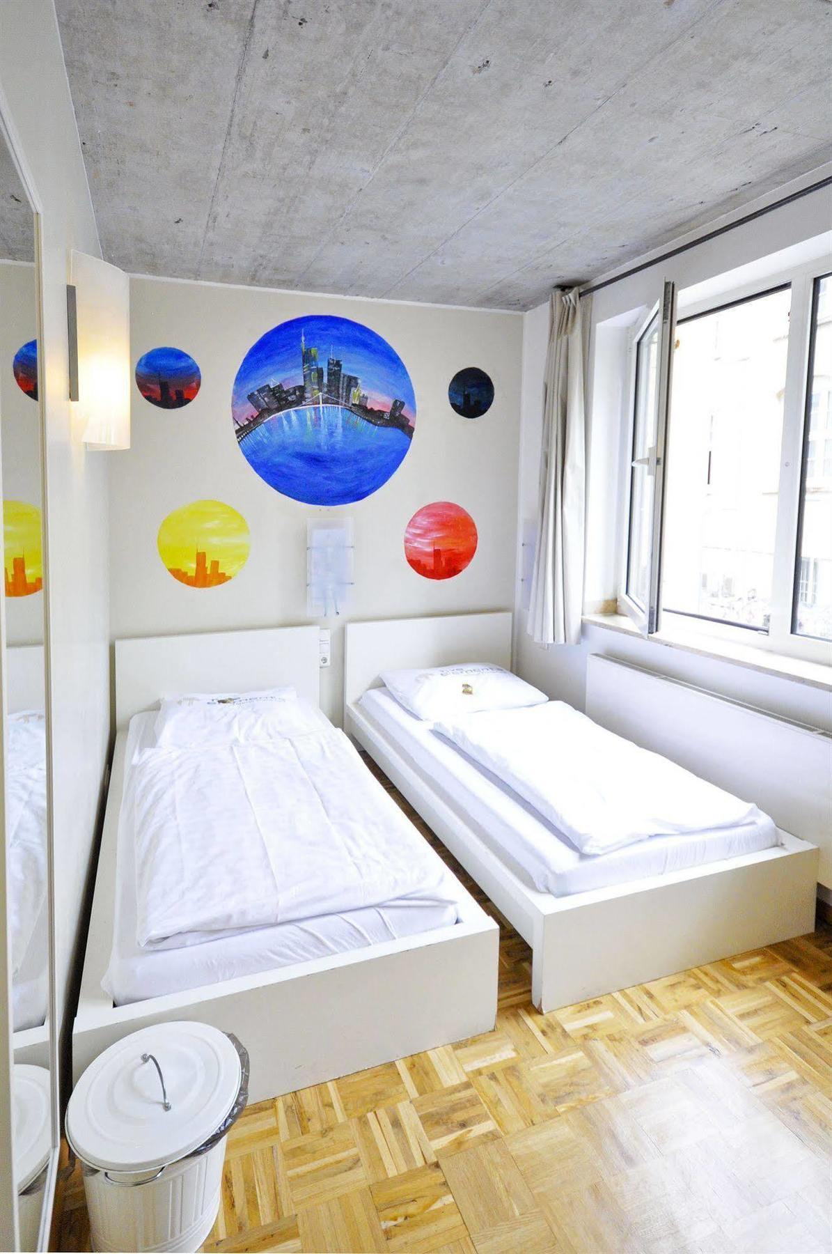 Five Elements And Capsules Frankfurt Hostal Fráncfort del Meno