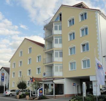 Hotel Comfort Frankfurt Airport 3*