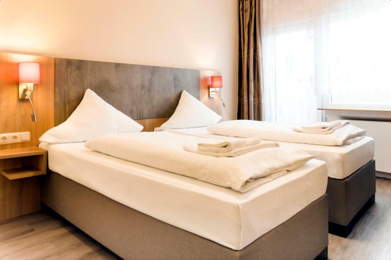 Royal Hotel 3*
