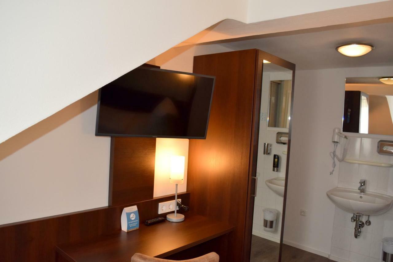 Hotel Trip Budget Messe