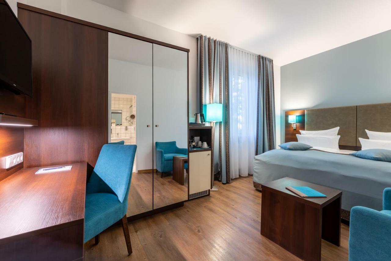 Hotel Trip Messe Westend 4*