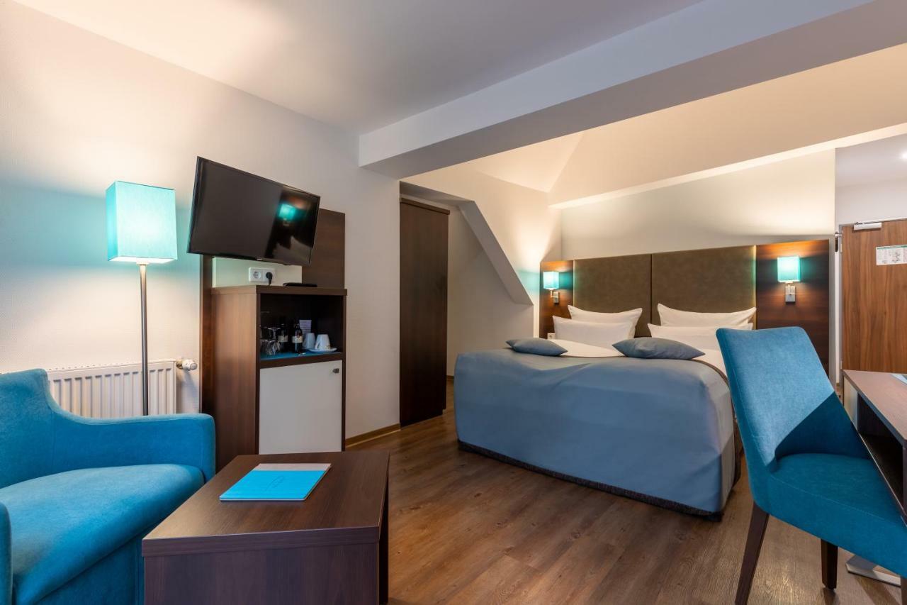 Hotel Trip Messe Westend 4*