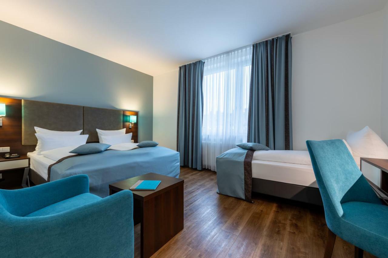 Trip Messe Westend 4*
