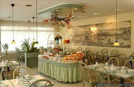 Frankfurt Motel 3*