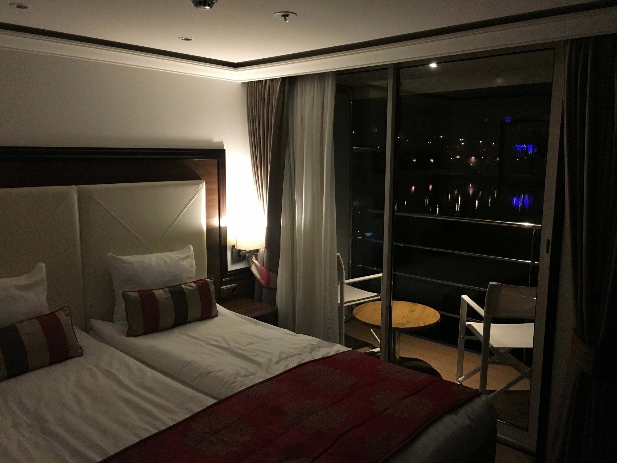 Knm Ms William Shakespeare - Frankfurt Hotel Fráncfort del Meno