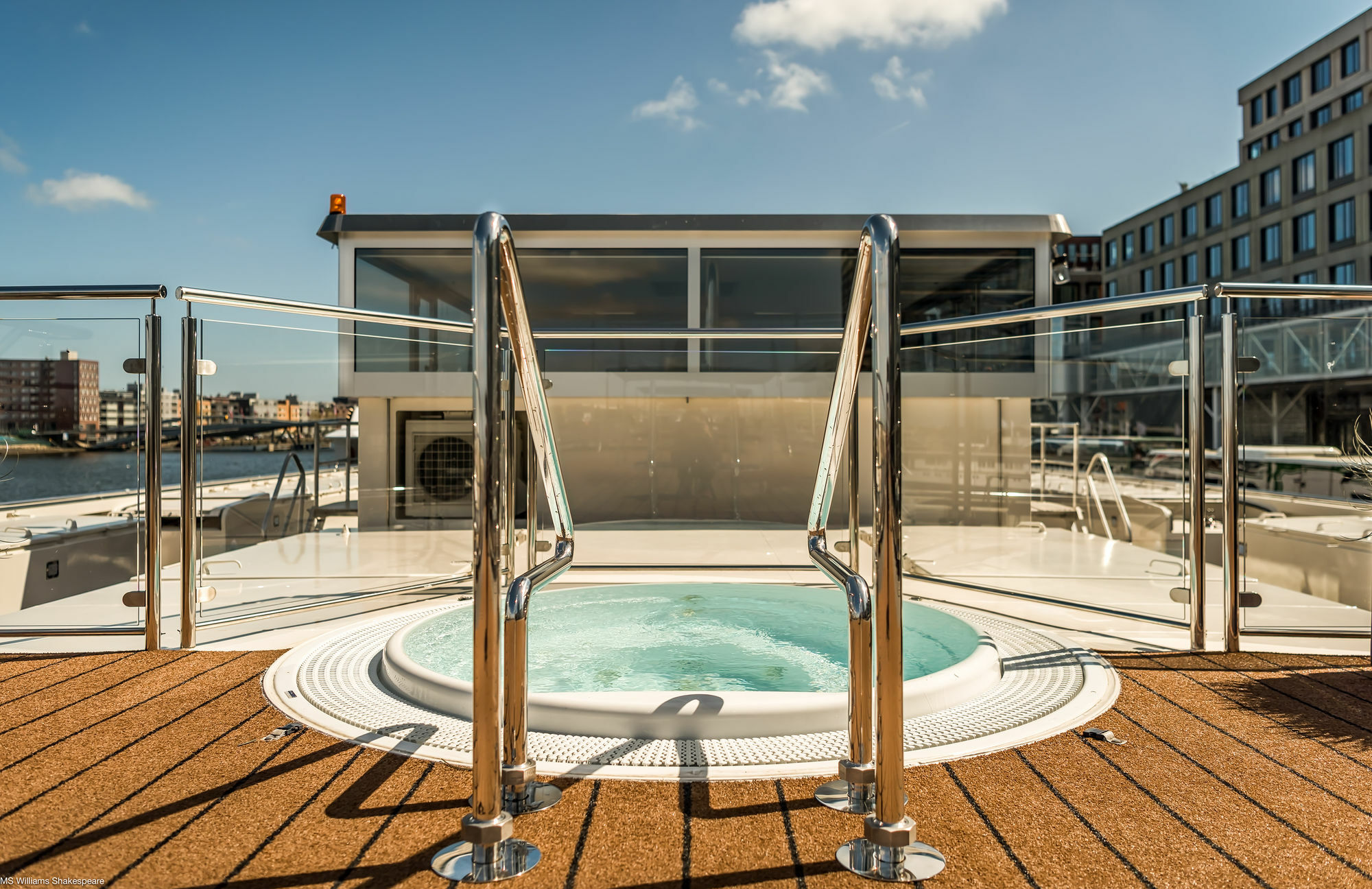 Knm Ms William Shakespeare - Frankfurt Hotel 4*