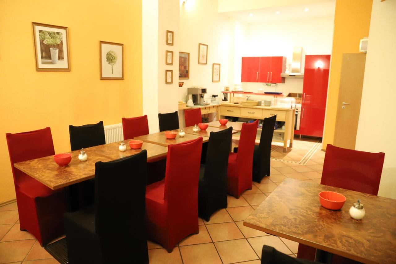 Romina Hotel 2*
