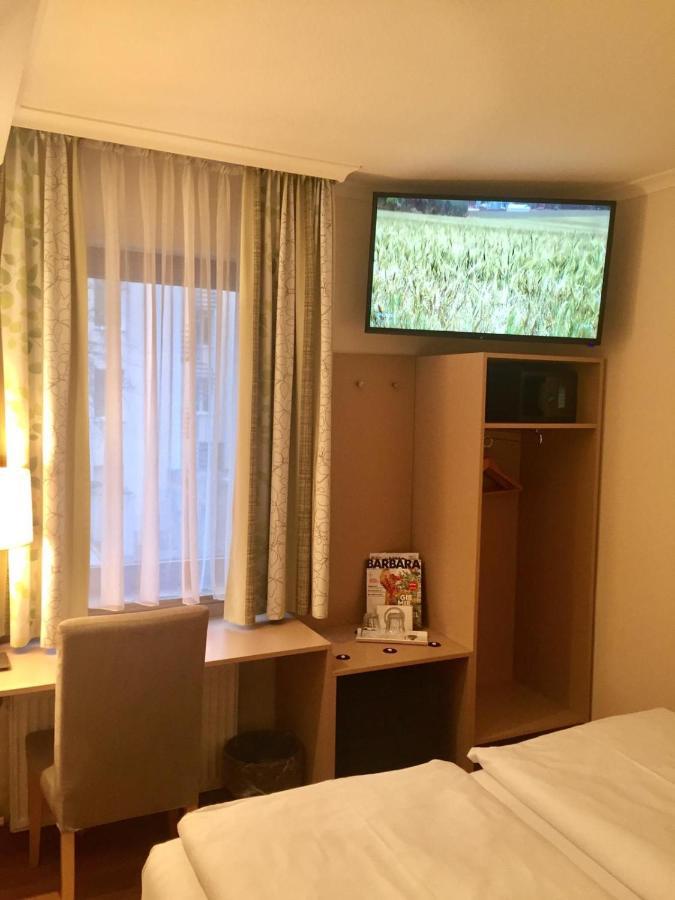 Lloyed 3* Frankfurt am Main