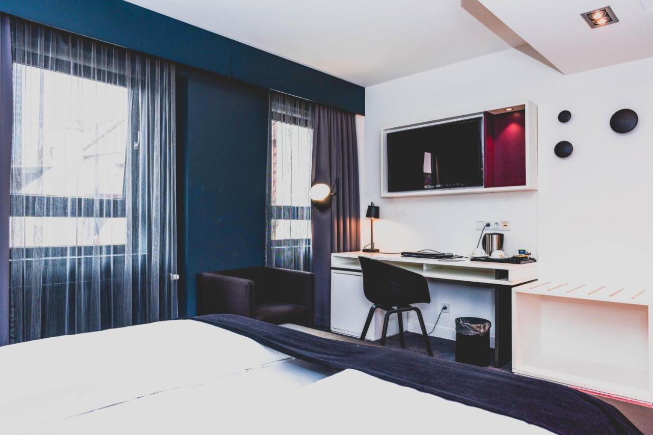 Bliss Hotel