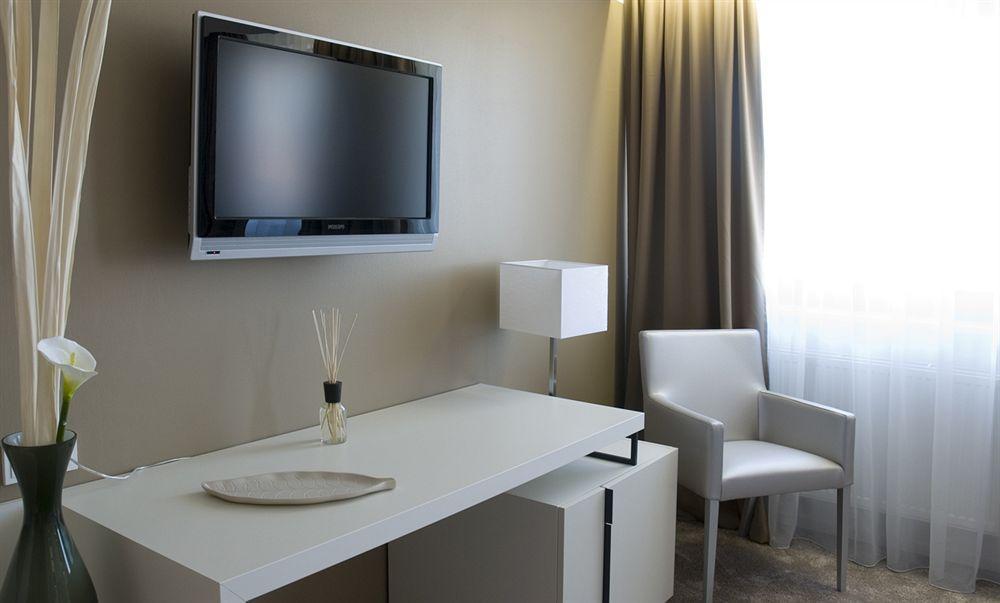 Pearl Design - Frankfurt 4*