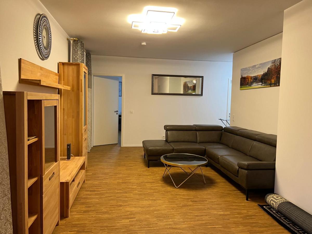Three Bedroom In Centre With A Grand Garden