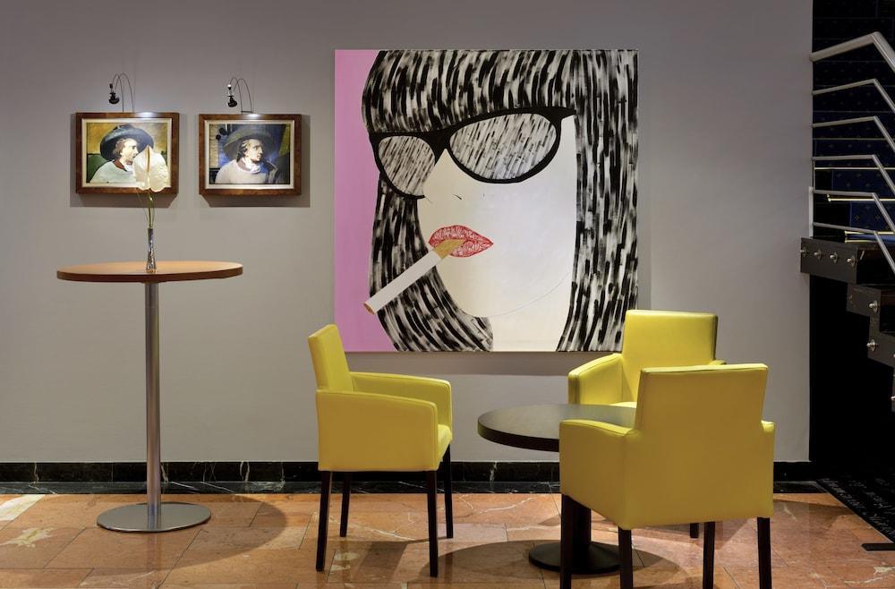 Savigny Frankfurt City Hotel