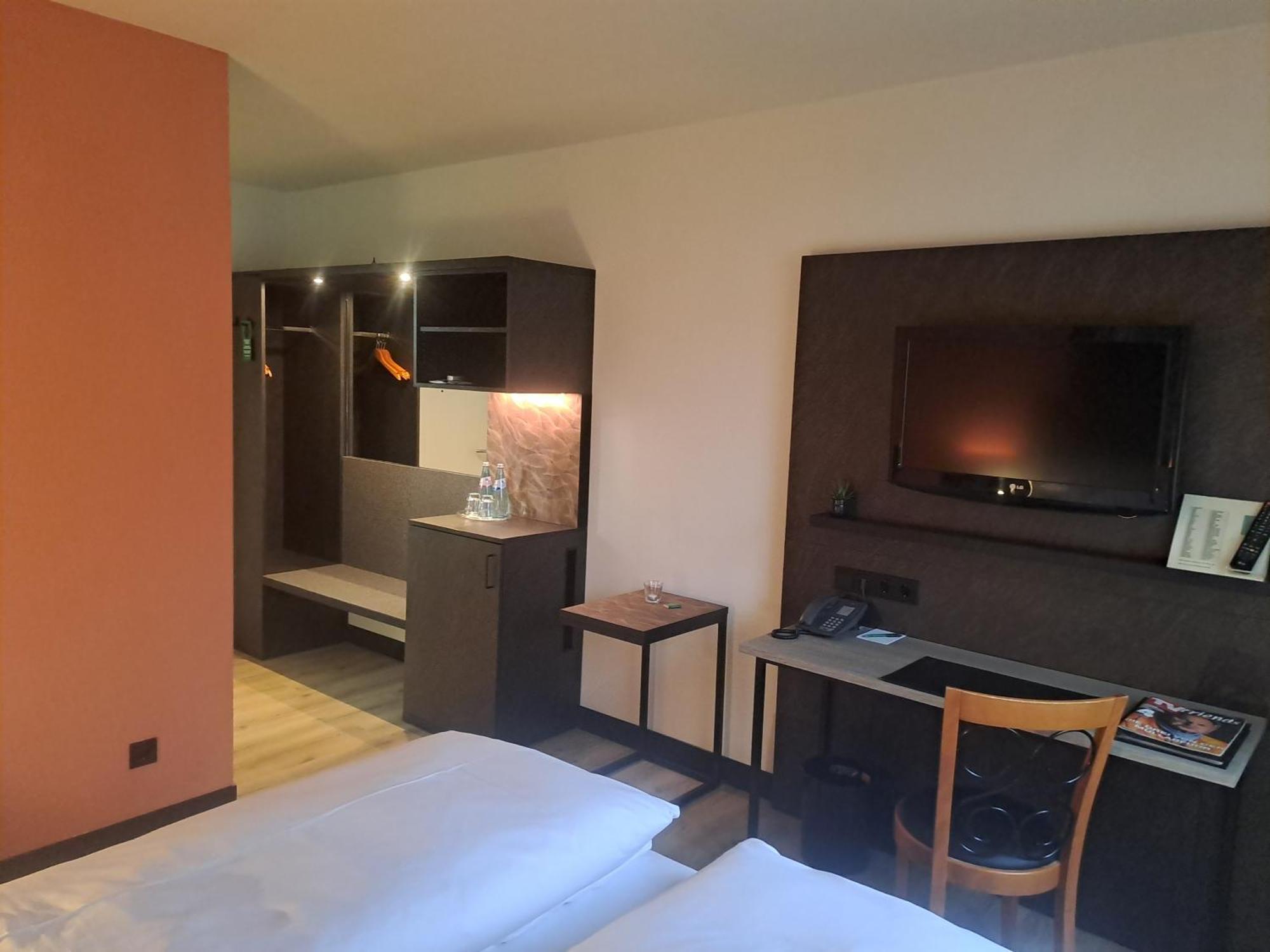 Hotel Turm 4*