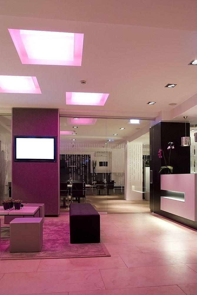 Pearl Design - Frankfurt 4*