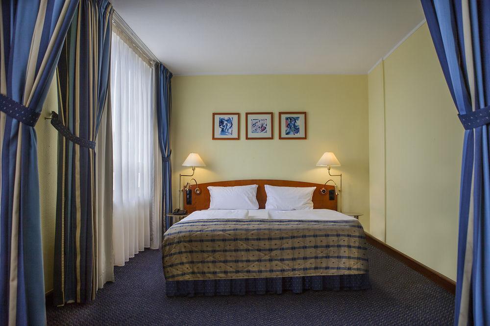 Savigny Frankfurt City Hotel