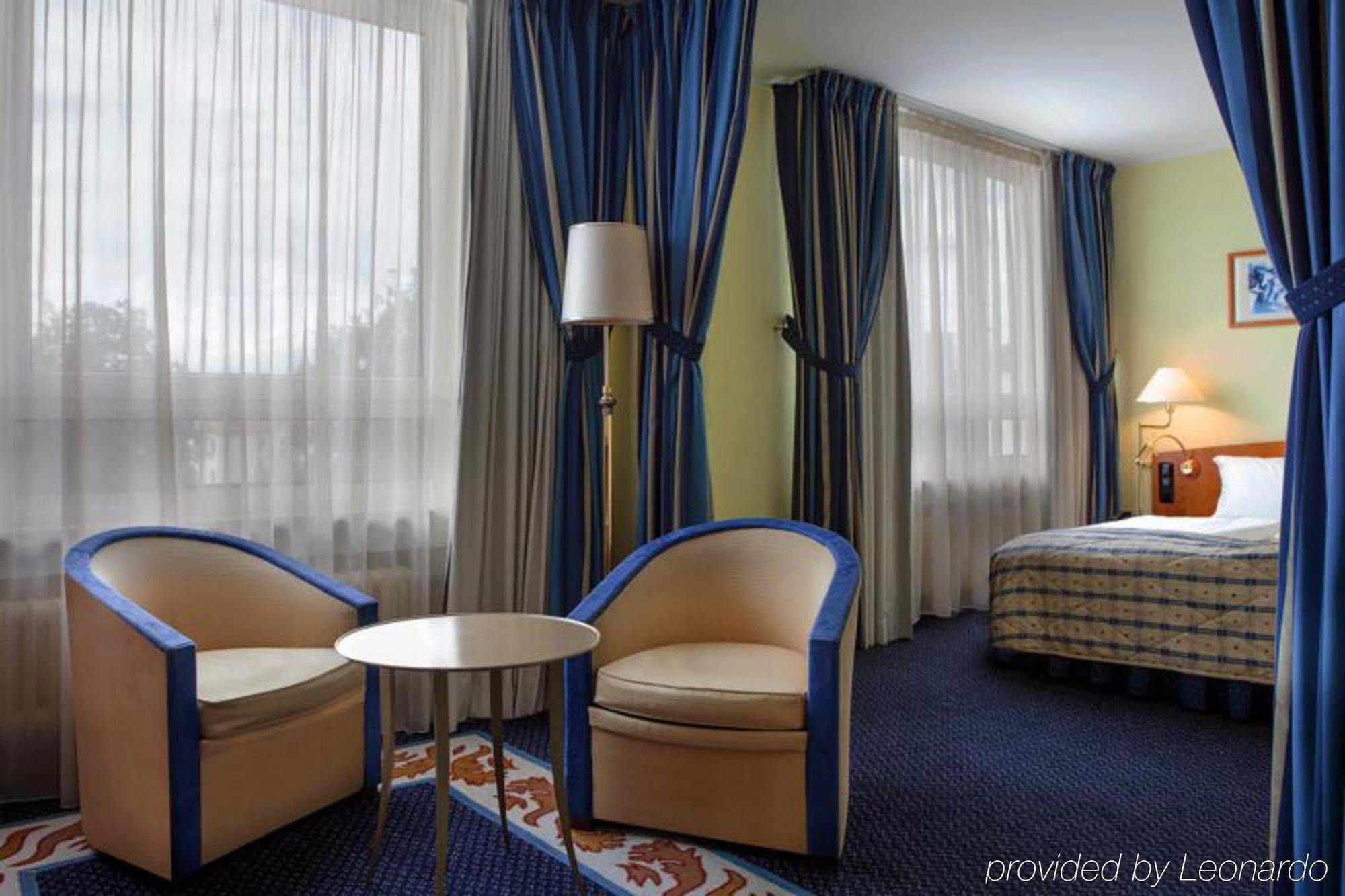 Savigny Frankfurt City 4*