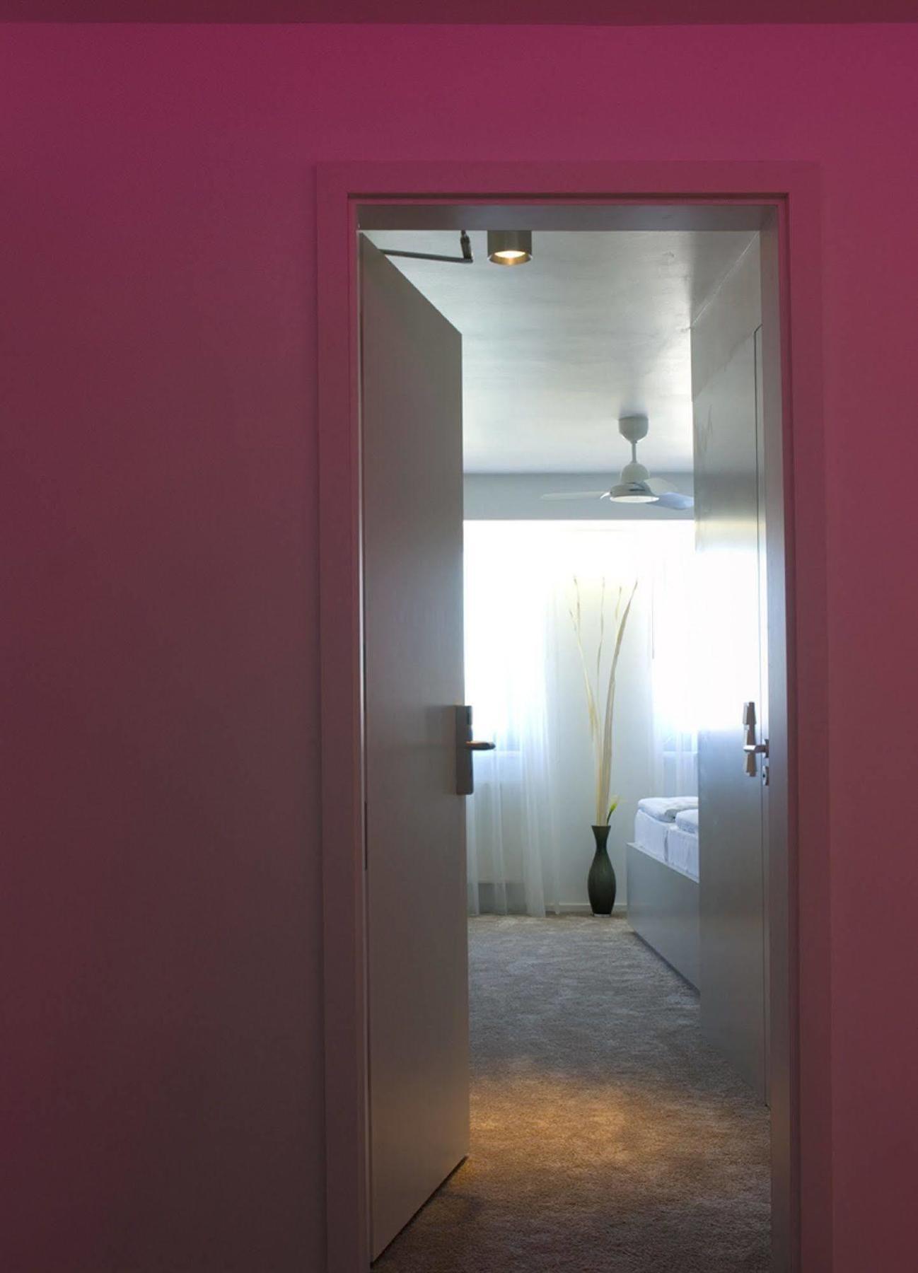 Pearl Design - Frankfurt Hotel 4*