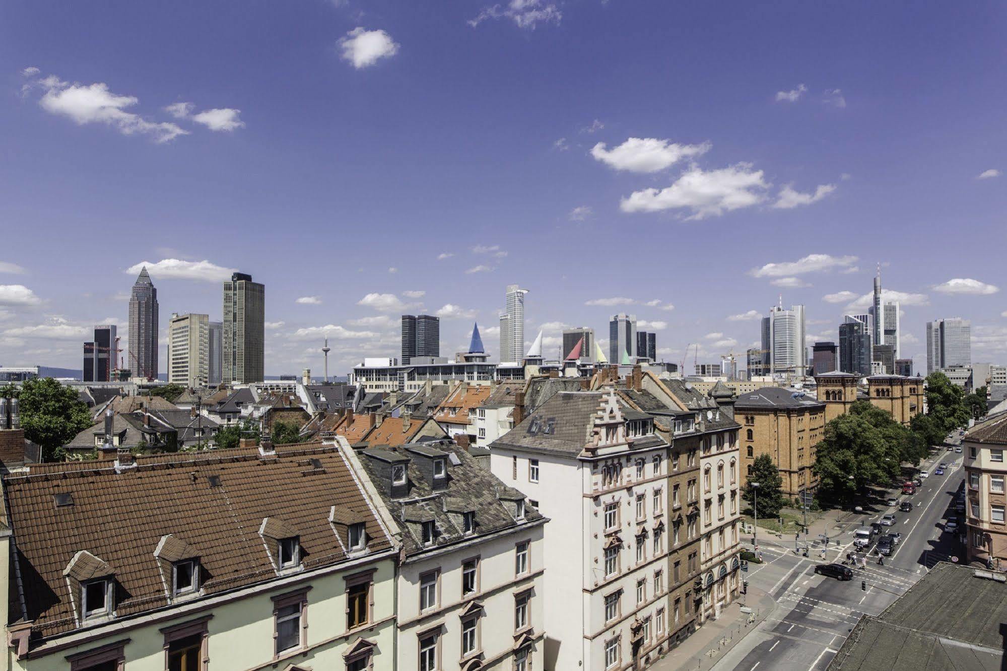 Pearl Design - Frankfurt Hotel 4*