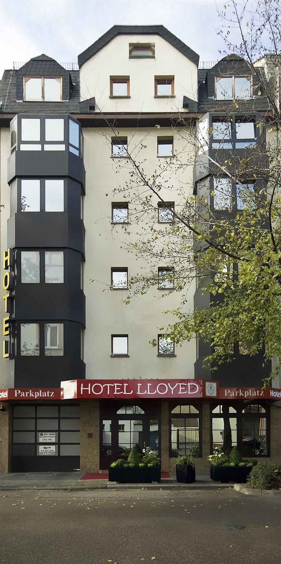 Hotel Lloyed
