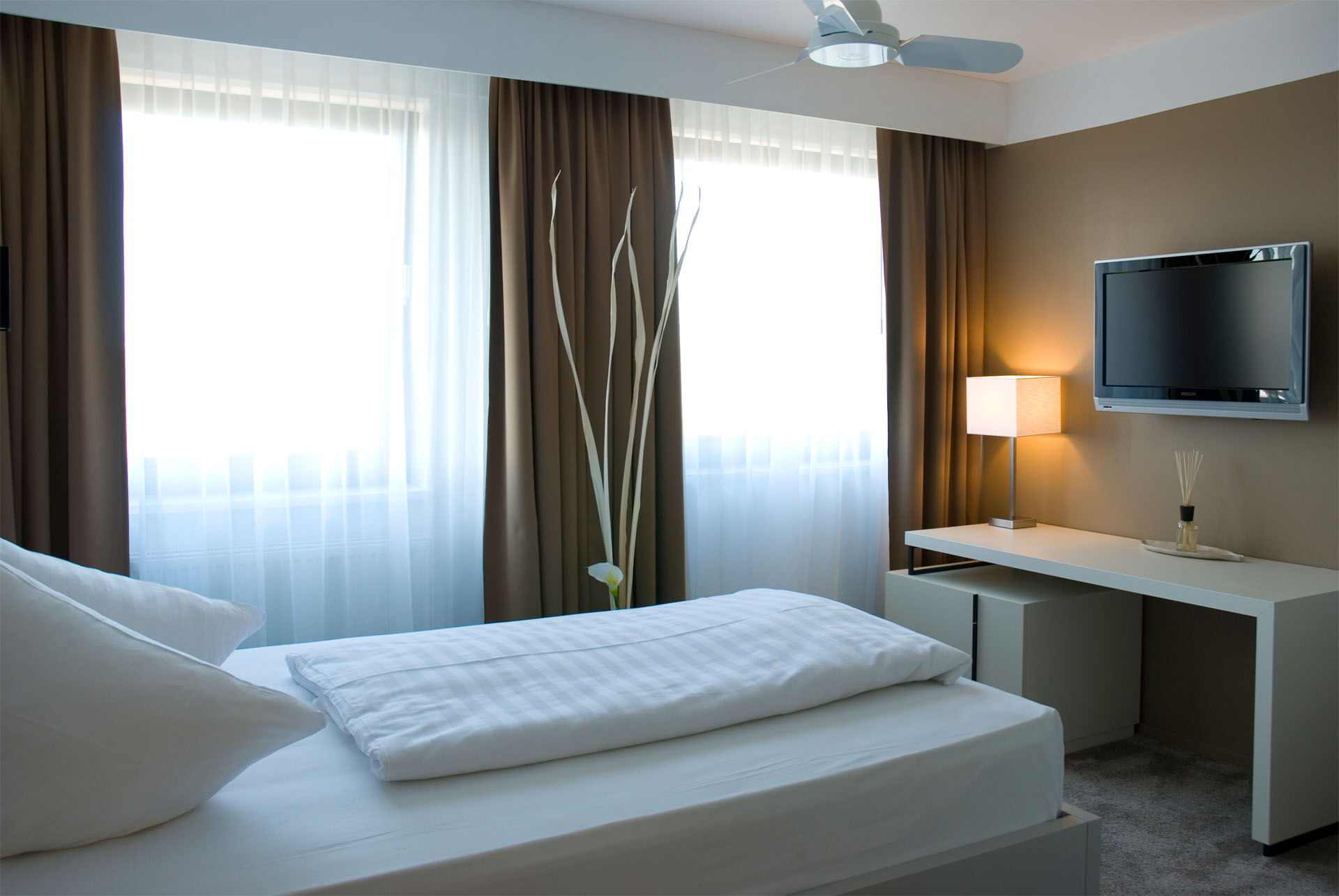 Pearl Design - Frankfurt 4*