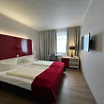 Admiral Hotel