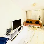 Modern Moeblierte Wohnung In Zentraler Lage