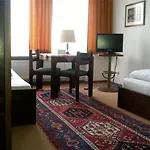 Hotel Corona
