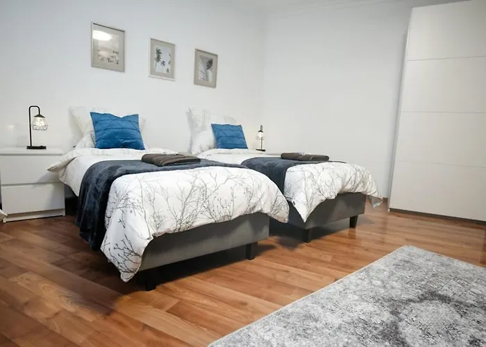 Business & Travel Apartment 150M, 15 Min Messe