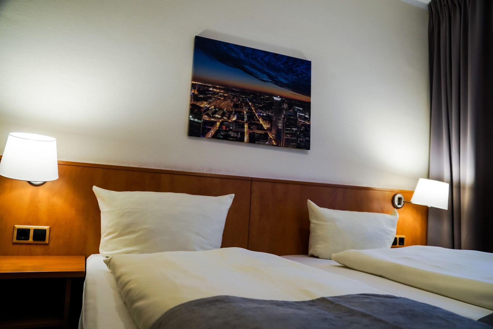 Niederraeder Hof 3* Fráncfort del Meno