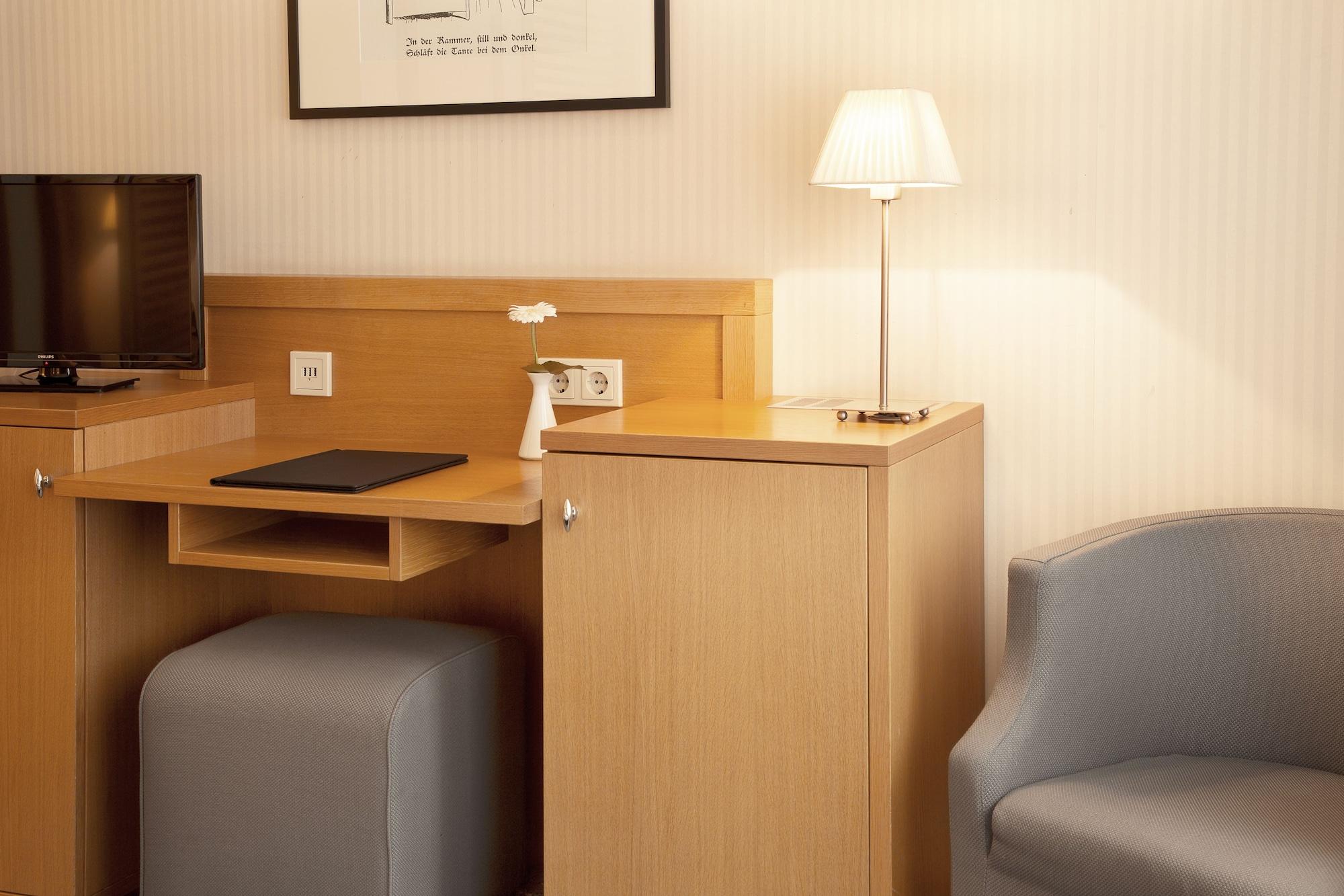 Townhouse Hotel