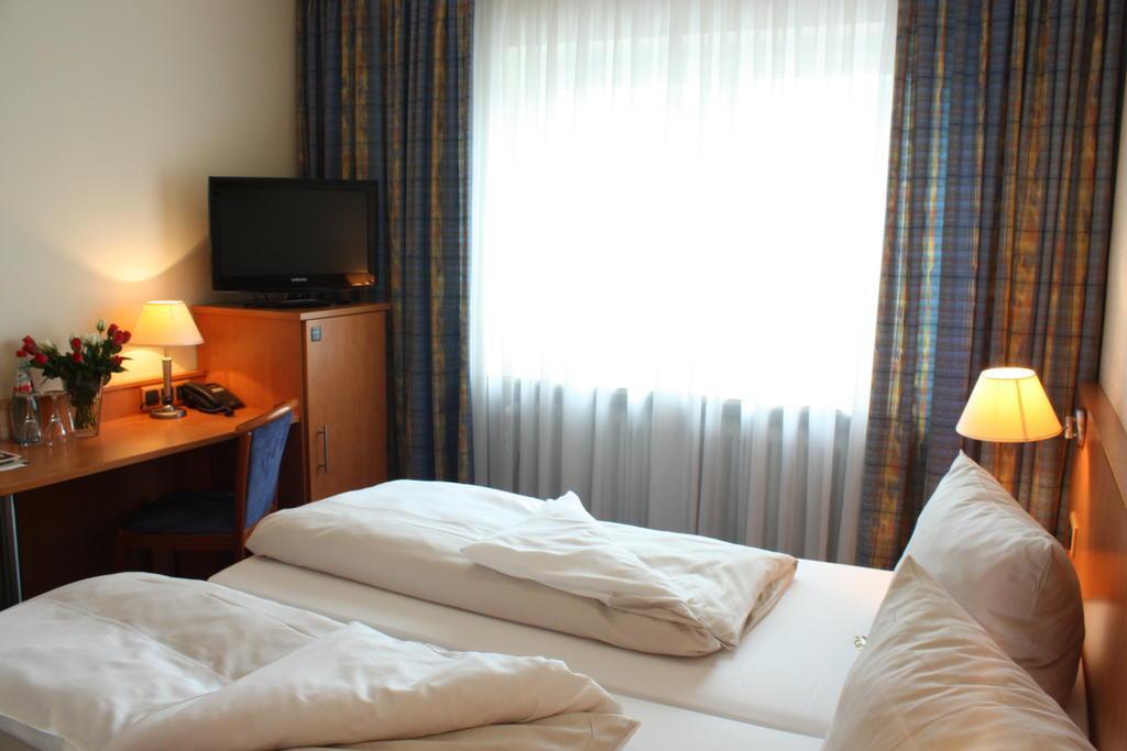 Hotel Niederraeder Hof