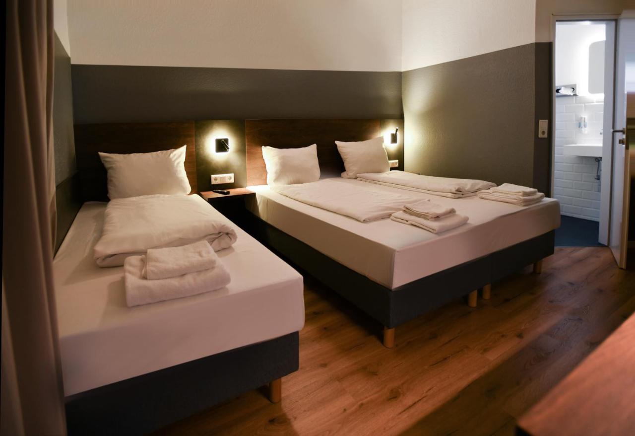 Hotel Apadana Frankfurt Fráncfort del Meno