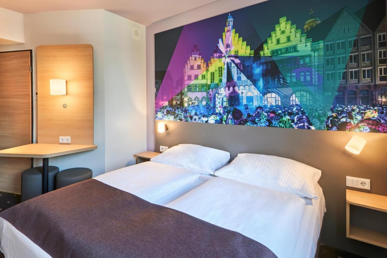 Frankfurt Niederrad 3*