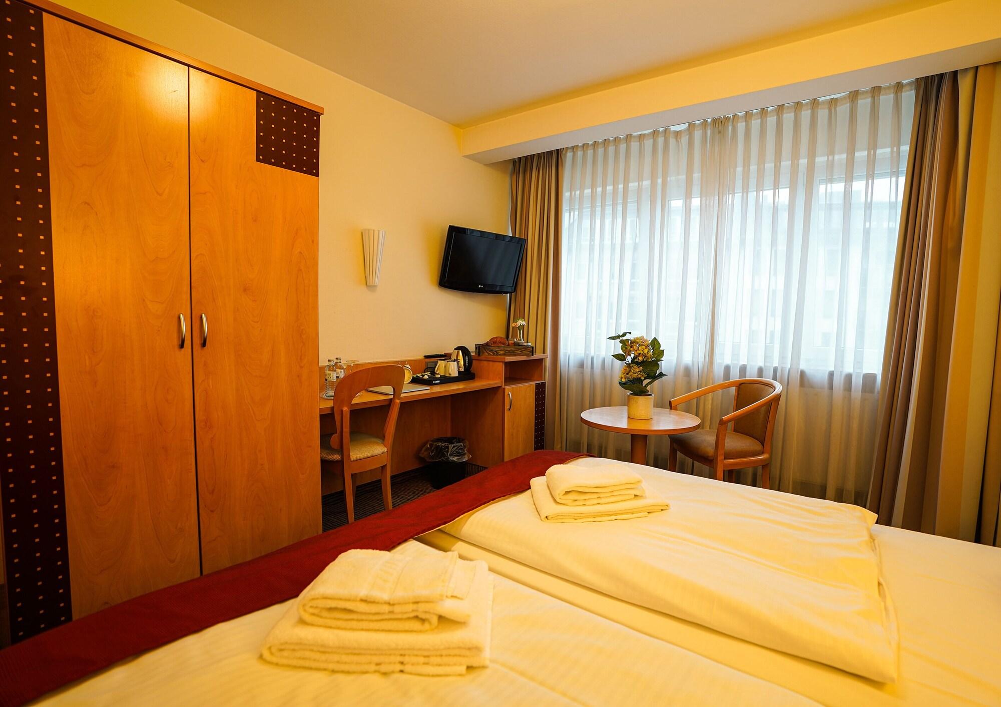 Scala Frankfurt Centre Hotel 3*