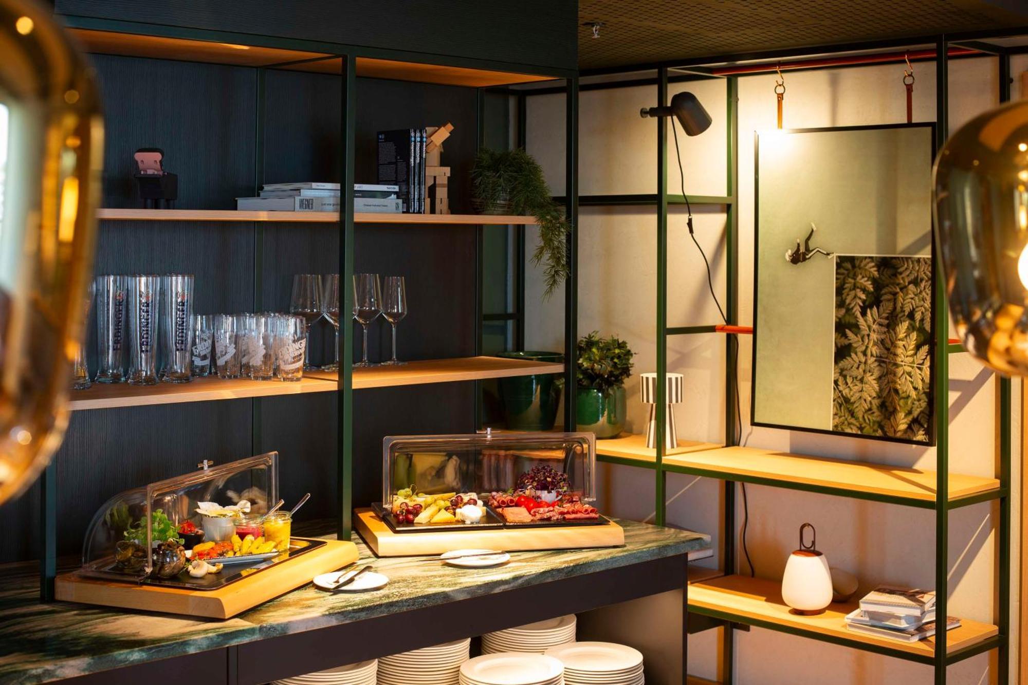 Hotel Scandic Frankfurt Hafenpark 4*