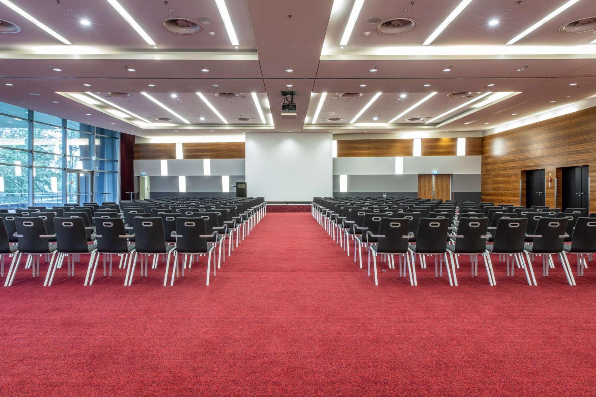 Radisson Blu Frankfurt 4* Frankfurt am Main
