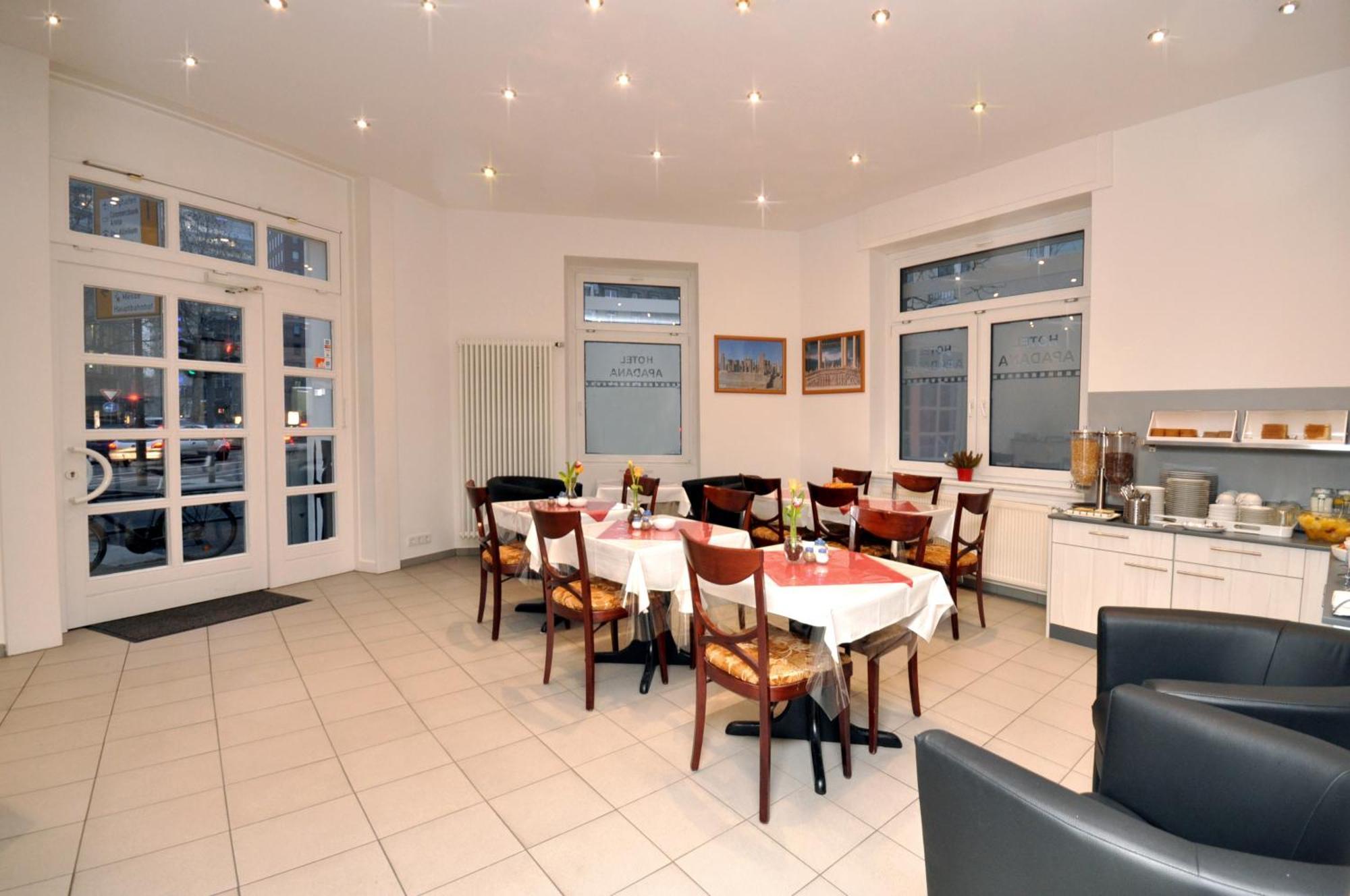 Hotel Apadana Frankfurt Fráncfort del Meno