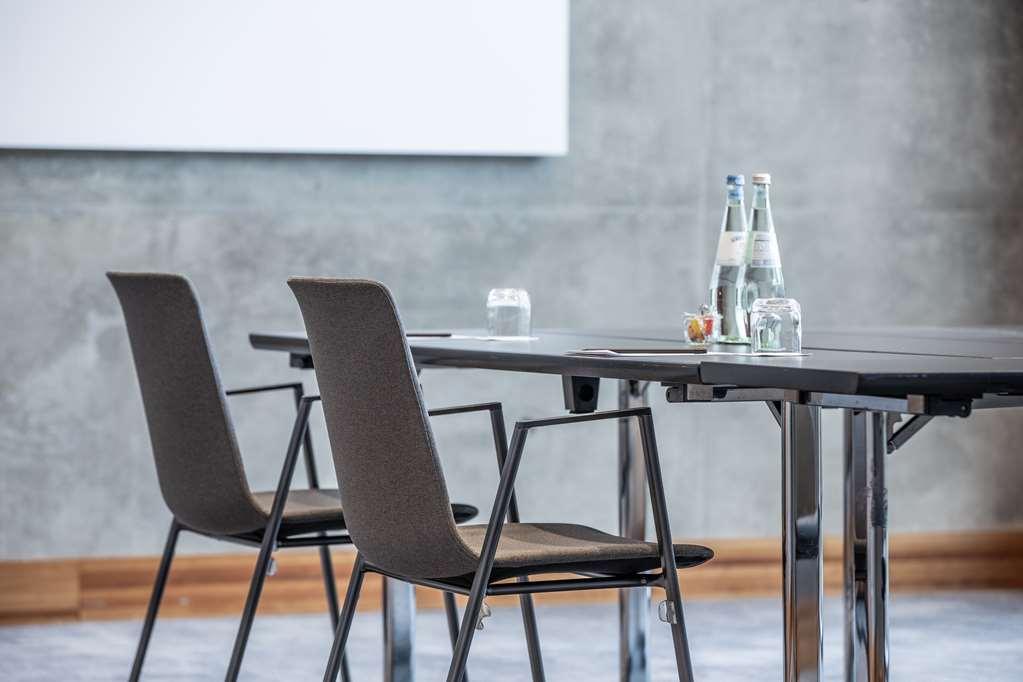 Radisson Blu Frankfurt 4*