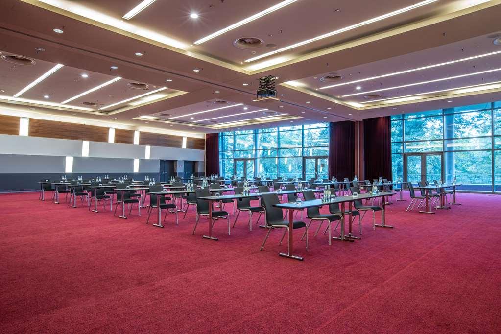 Radisson Blu Frankfurt 4*