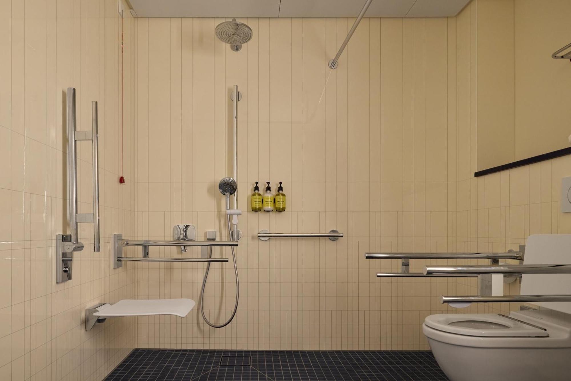 Kimpton Main Frankfurt By Ihg 5*