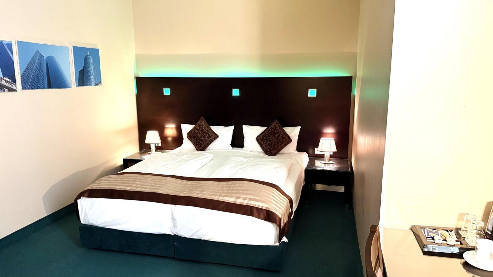 Hotel Lumiere An Der Messe Francfort-sur-le-Main