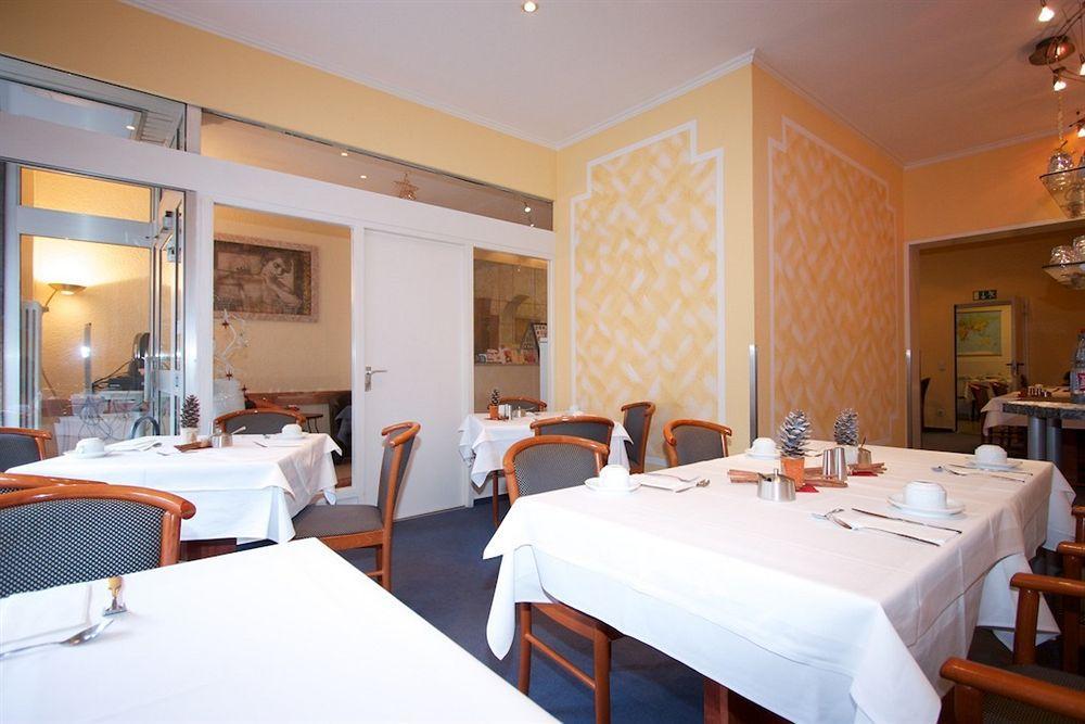 Falk Hotel