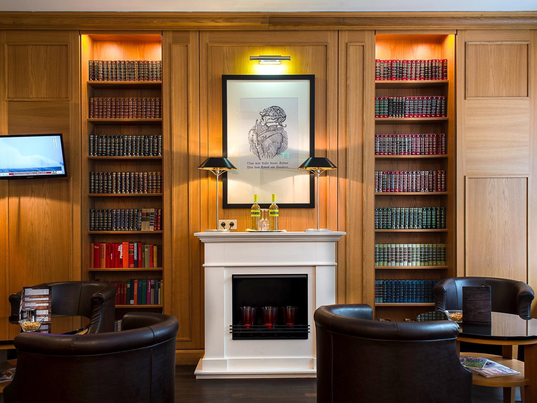 Townhouse Hotel 3*