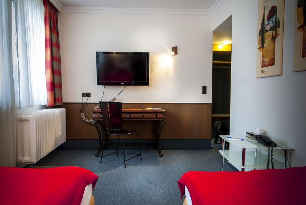 Am Dom Hotel 3*