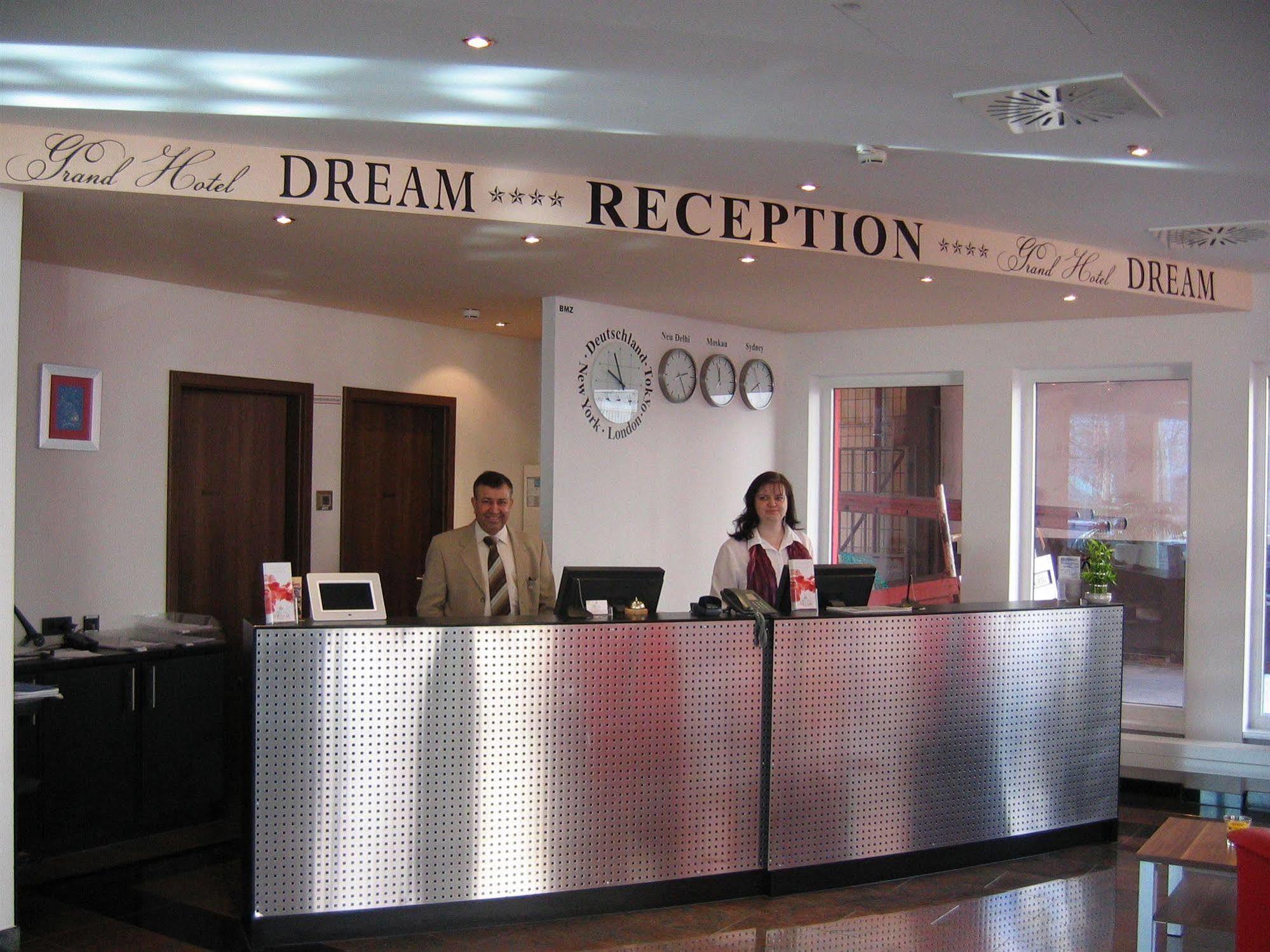 Hotel Grand Dream Main Center