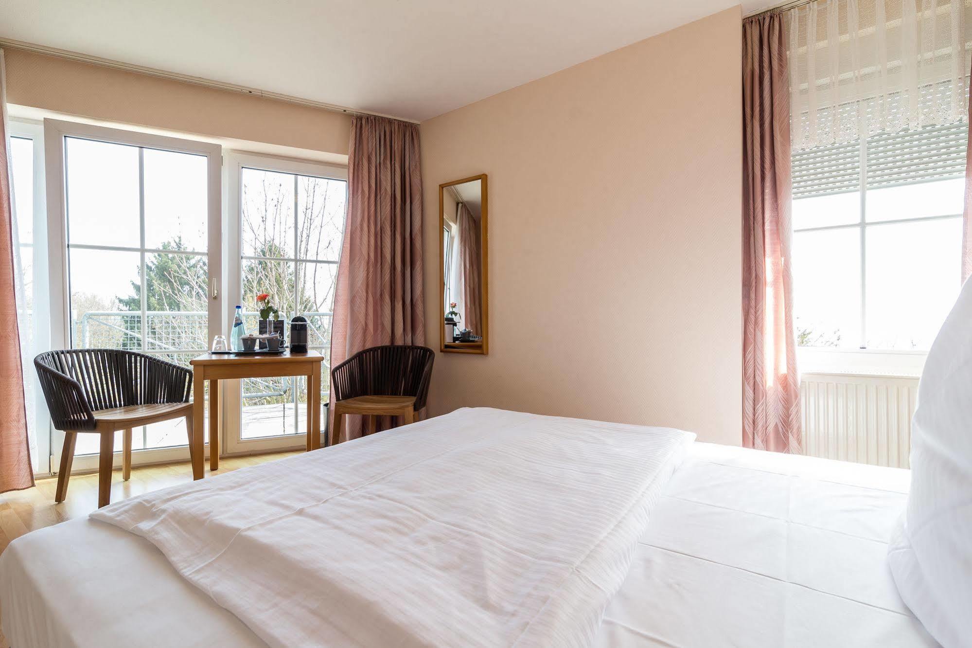 Hotel Schoene Aussicht Frankfurt am Main