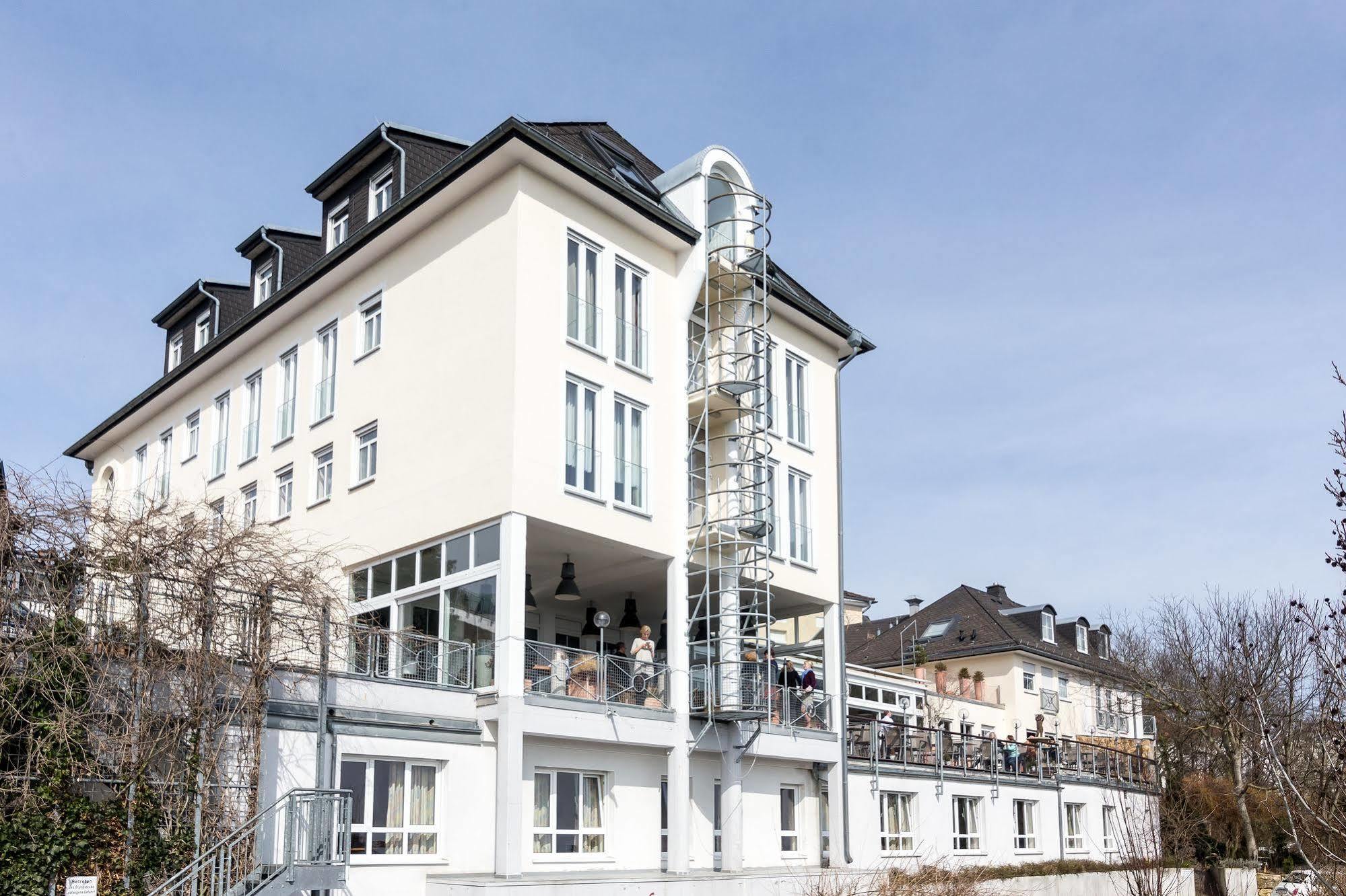 Hotel Schoene Aussicht Frankfurt am Main