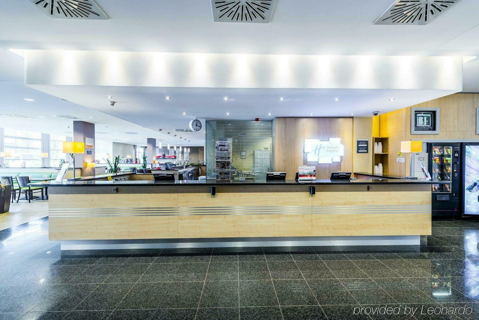 Express Frankfurt Messe By Ihg Fráncfort del Meno